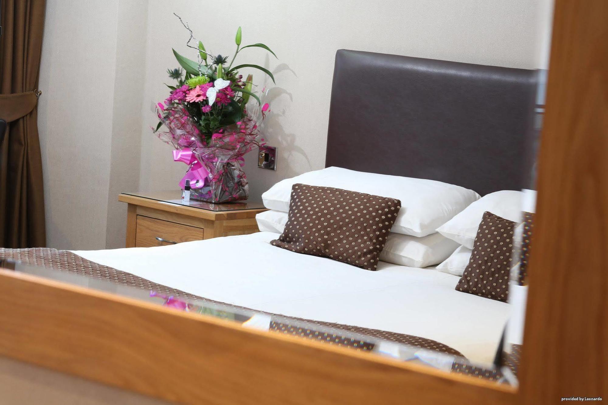Best Western Chorley West Park Hall Hotel Charnock Richard Exterior foto